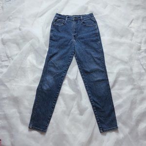 Jordache No Back Pockets Jeans